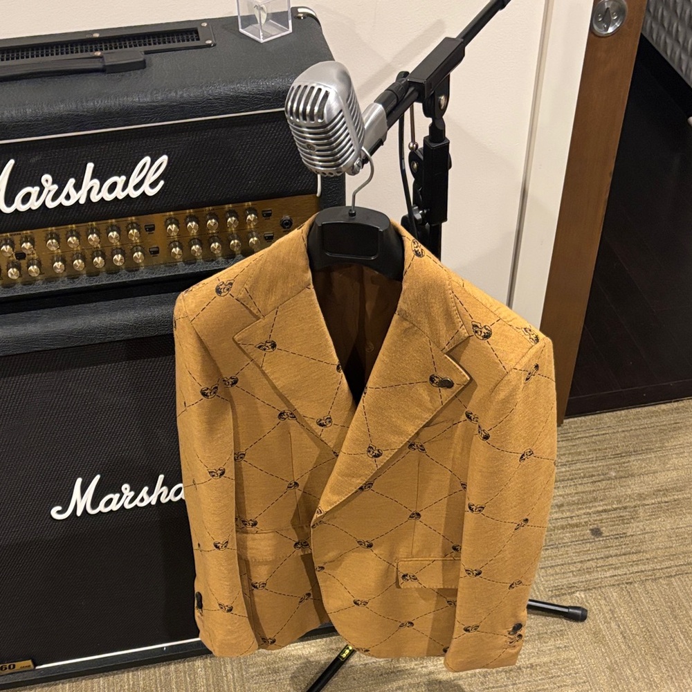 Gabrielle Pasini Italian designer skull hand stitched wide lapel blazer mustard